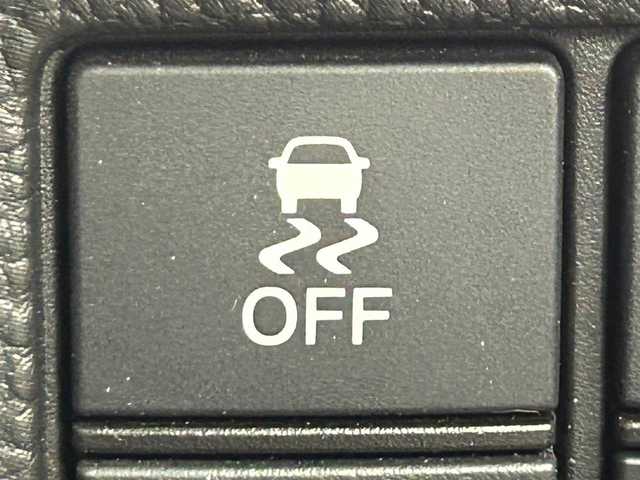 ホンダ Ｎ ＢＯＸ カスタム G L ホンダセンシング 大阪府 2019(令1)年 6.5万km クリスタルブラックパール ”(株)IDOMが運営する【じしゃロン堺店】の自社ローン専用車両になります。/こちらは現金またはオートローンご利用時の価格です。自社ローンご希望の方は別途その旨お申付け下さい”