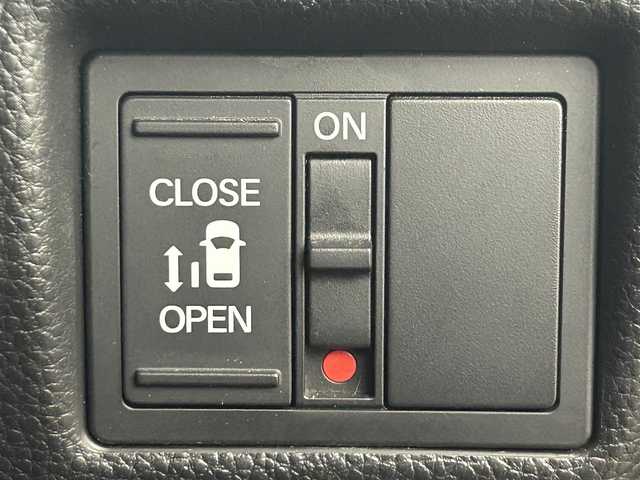 ホンダ Ｎ ＢＯＸ カスタム G L ホンダセンシング 大阪府 2019(令1)年 6.5万km クリスタルブラックパール ”(株)IDOMが運営する【じしゃロン堺店】の自社ローン専用車両になります。/こちらは現金またはオートローンご利用時の価格です。自社ローンご希望の方は別途その旨お申付け下さい”