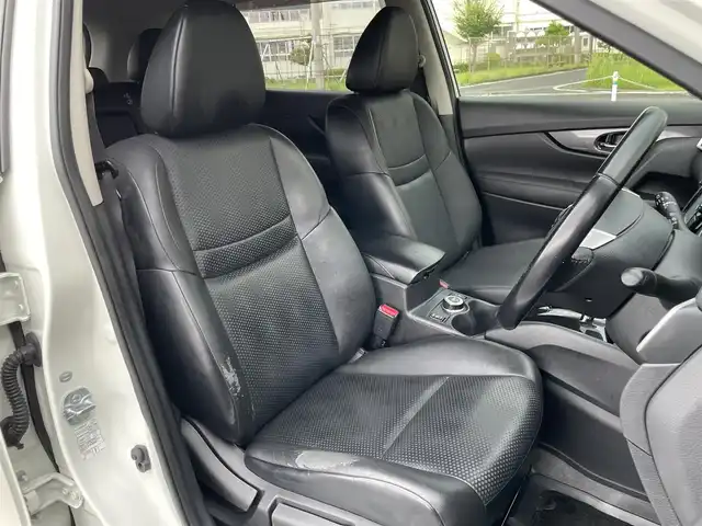 日産 エクストレイル ハイブリッド 20X エマージェンシーブレーキ 長崎県 2015(平27)年 7.8万km ブリリアントホワイトパール (株)IDOMが運営する【じしゃロン長崎店】の自社ローン専用車両になりますこちらは現金またはオートローンご利用時の価格です。自社ローンご希望の方は別途その旨お申付け下さい