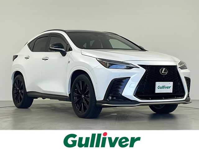 レクサス ＮＸ 350h Fスポーツ 岐阜県 2023(令5)年 2.2万km ホワイトノーヴァガラスフレーク サンルーフ/14インチコネクティッドナビ/ (フルセグTV/Bluetooth/USB/MiraCast)/レクサスセーフティ－システム/プリクラッシュセーフティ/レーダークルーズコントロール/レーントレーシングアシスト/アダプティブハイビームシステム/ロードサインアシスト/プロアクティブドライビングアシスト/レクサスチームメイト/ブラインドスポットモニター/クリアランスソナー/パノラミックビューモニター/ワイヤレス充電/赤レザーシート/シートヒーター/ベンチレーション/パワーシート/シートメモリ/ステアリングヒーター/革巻きステアリング/パドルシフト/ステアリングスイッチ/パワーバックドア/ヘッドアップディスプレイ/LEDヘッドライト/純正アルミホイール/純正フロアマット/純正ドアバイザー/ドライブレコーダー/ETC2.0