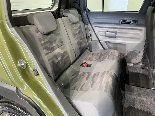 ダイハツ タフト G ターボ 愛知県 2020(令2)年 1.8万km フォレストカーキメタリック 純正９インチディスプレイオーディオ/ガラスルーフ/パノラミックビューモニター/レーダークルーズコントロール/衝突軽減ブレーキ/車線逸脱警報/先行車発進告知/クリアランスソナー/電動パーキングブレーキ/ブレーキホールド/シートヒーター/ドライブレコーダー/ＥＴＣ/アクセサリーソケット/USB入力端子/LEDヘッドライト/アイドリングストップ/ISOFIX/純正ゴムマット/純正15インチアルミホイール