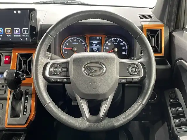 ダイハツ タフト G ターボ 愛知県 2020(令2)年 1.8万km フォレストカーキメタリック 純正９インチディスプレイオーディオ/ガラスルーフ/パノラミックビューモニター/レーダークルーズコントロール/衝突軽減ブレーキ/車線逸脱警報/先行車発進告知/クリアランスソナー/電動パーキングブレーキ/ブレーキホールド/シートヒーター/ドライブレコーダー/ＥＴＣ/アクセサリーソケット/USB入力端子/LEDヘッドライト/アイドリングストップ/ISOFIX/純正ゴムマット/純正15インチアルミホイール