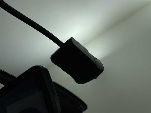 日産 セレナ ハイウェイスター 鹿児島県 2017(平29)年 6.7万km ブリリアントホワイトパール 純正9インチナビ/（AM/FM/CD/DVD/フルセグ/Bluetooth）/フリップダウンモニター/プロパイロット/アラウンドビューモニター/両側パワースライドドア/エマージェンシーブレーキ/デジタルインナーミラー/ドライブレコーダー/ビルトインETC/ステアリングリモコン/オートホールド/パーキングアシスト/純正フロアマット/ドアバイザー/スマートキー/LEDヘッドライト