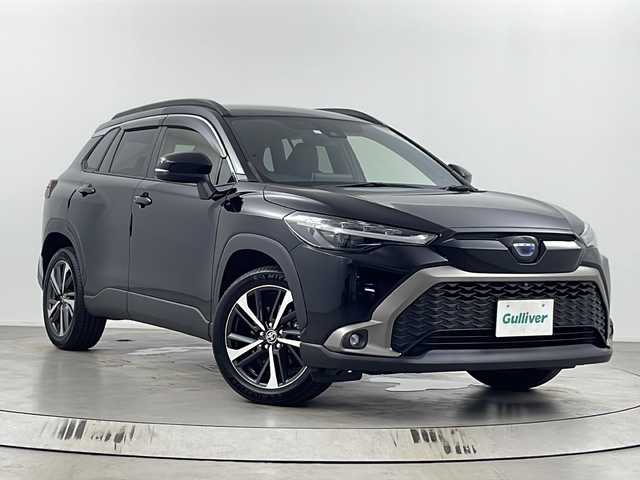 トヨタ カローラ クロス ハイブリッド Z 埼玉県 2023(令5)年 1.5万km アティチュードブラックマイカ 純正ディスプレイオーディオ　/全方位カメラ　/ＢＳＭ　/電動リアゲート　/ビルトインＥＴＣ　/シートヒーター　/パワーシート　/ブレードホールド　/電子パーキング/追従式クルーズコントロール　/レーンキープアシスト　/衝突軽減システム/オートマティックハイビーム/純正アルミホイール/純正フロアマット/フォグランプ/ドアバイザー/ルーフレール