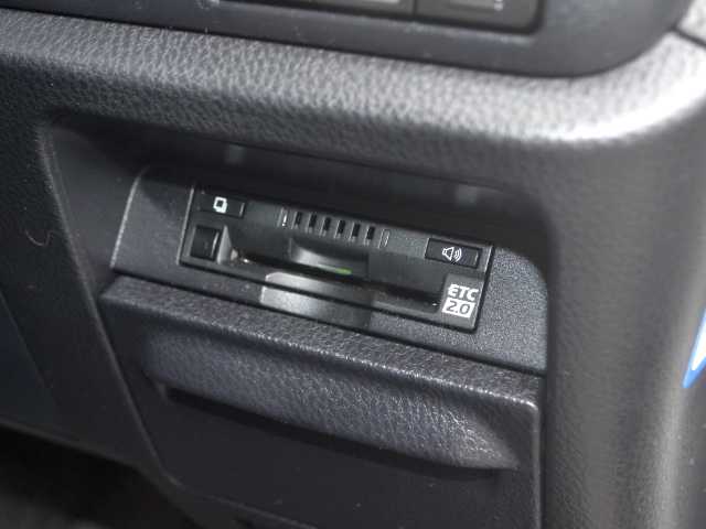 トヨタ ノア ハイブリッド Si ダブルバイビーⅢ 宮城県 2021(令3)年 8.5万km ホワイトパールクリスタルシャイン /純正9インチSDナビ/バックカメラ/純正12.1型フリップダウンモニター/プリクラッシュセーフティ/クリアランスソナー/レーンディパーチャーアラート/クルーズコントロール/両側パワースライドドア/前後ドライブレコーダー/前席シートヒーター/ハーフレザーシート/スマートキー/純正エンジンスターター/ビルトインETC/