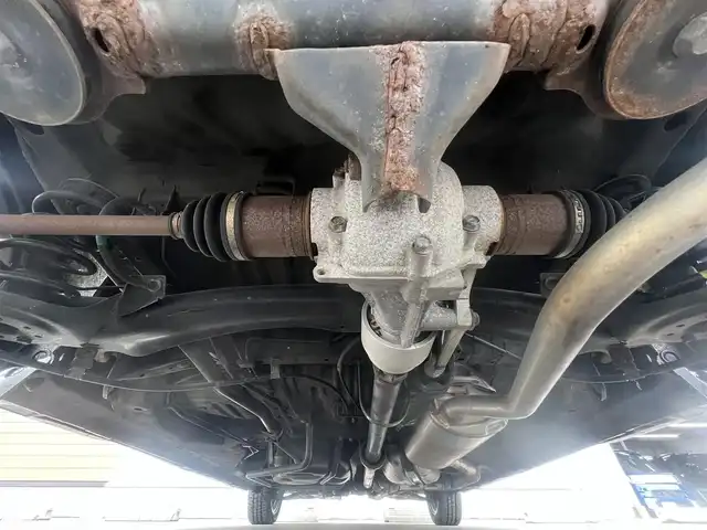 ホンダ Ｎ ＢＯＸ カスタム G L ターボ ホンダセンシング 秋田県 2019(令1)年 8.7万km シャイニンググレーM ４WD/ターボ/安全運転支援システムHondaSENSING/LEDヘッドライト/両側パワースライドドア/純正メモリナビ（DVD/CD再生可能）/フルセグ/バックカメラ/ホンダ純正１５インチアルミ（夏タイヤ装着）/スマートキー/アイドリングストップ/プッシュスタート/アダプティブ・クルーズコントロール追従走行有/コーナーセンサー/レーンキープアシスト/オートマチックハイビーム/ステアリングスイッチ/パドルシフト/前席シートヒーター/ビルトインETC/純正フロアマット/社外ドアバイザー/オートライト/オートエアコン/パワーステアリング/パワーウィンドウ/横滑り防止/盗難防止装置/寒冷地仕様/電動格納ウィンカーミラー