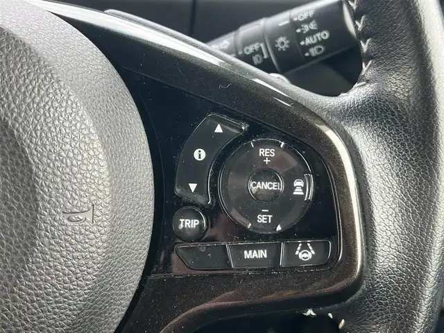 ホンダ Ｎ ＢＯＸ カスタム G L ターボ ホンダセンシング 秋田県 2019(令1)年 8.7万km シャイニンググレーM ４WD/ターボ/安全運転支援システムHondaSENSING/LEDヘッドライト/両側パワースライドドア/純正メモリナビ（DVD/CD再生可能）/フルセグ/バックカメラ/ホンダ純正１５インチアルミ（夏タイヤ装着）/スマートキー/アイドリングストップ/プッシュスタート/アダプティブ・クルーズコントロール追従走行有/コーナーセンサー/レーンキープアシスト/オートマチックハイビーム/ステアリングスイッチ/パドルシフト/前席シートヒーター/ビルトインETC/純正フロアマット/社外ドアバイザー/オートライト/オートエアコン/パワーステアリング/パワーウィンドウ/横滑り防止/盗難防止装置/寒冷地仕様/電動格納ウィンカーミラー