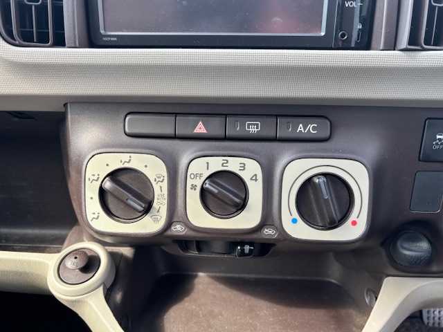 トヨタ パッソ プラスハナ Cパッケージ 宮城県 2014(平26)年 1.7万km ピンクⅡ 登録時走行距離　１７０８６Km/TV・AM/FM/Bluetooth接続/AUX・CD/純正SDナビ/スペアあり/ベンチシート/横滑り防止装置/盗難防止装置/ECOモード/純正フロアマット/１４インチ社外AW/アイドリングストップ/フルフラットシート/フォグランプ/ドアバイザー/電格ミラー/Wミラー