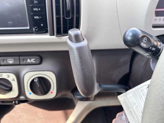 トヨタ パッソ プラスハナ Cパッケージ 宮城県 2014(平26)年 1.7万km ピンクⅡ 登録時走行距離　１７０８６Km/TV・AM/FM/Bluetooth接続/AUX・CD/純正SDナビ/スペアあり/ベンチシート/横滑り防止装置/盗難防止装置/ECOモード/純正フロアマット/１４インチ社外AW/アイドリングストップ/フルフラットシート/フォグランプ/ドアバイザー/電格ミラー/Wミラー