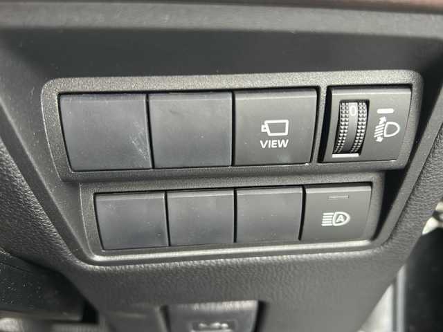 トヨタ ヤリスクロス Z 栃木県 2020(令2)年 4.4万km ブラックマイカ 純正ディスプレイオーディオ/・Bluetooth USB/・アラウンドビューモニター/追従式クルーズコントロール/オートブレーキホールド/電動パーキング/ブラインドスポットモニター/ハーフレザーシート/運転席パワーシート/シートヒーター/ETC/18インチアルミホイール/ドアバイザー/衝突被害軽減システム/コーナーセンサー/LEDヘッドライト/オートライト/オートマチックハイビーム/取扱説明書