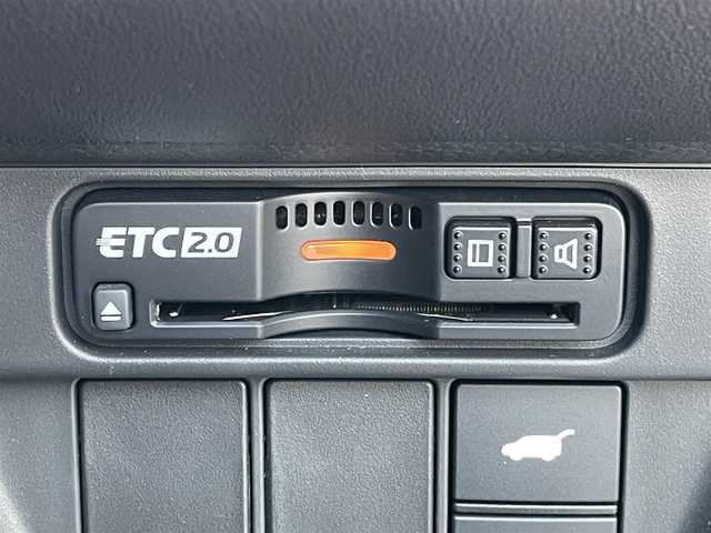 ホンダ ＺＲ－Ｖ ハイブリッド e:HEV Z 東京都 2024(令6)年 1万km プラチナホワイトパール ワンオーナー　/純正９型ナビ　/ＢＯＳＥ　/全周囲カメラ　/電動リアゲート　/レザーシート　/前席パワーシート　/シートヒーター　/ワイヤレス充電　/追従クルコン　/フルセグＴＶ　/前後ドラレコ　/ビルトイン２．０ＥＴＣ/BSＭ/パドルシフト