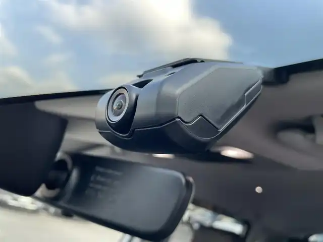 ホンダ ＺＲ－Ｖ ハイブリッド e:HEV Z 東京都 2024(令6)年 1万km プラチナホワイトパール ワンオーナー　/純正９型ナビ　/ＢＯＳＥ　/全周囲カメラ　/電動リアゲート　/レザーシート　/前席パワーシート　/シートヒーター　/ワイヤレス充電　/追従クルコン　/フルセグＴＶ　/前後ドラレコ　/ビルトイン２．０ＥＴＣ/BSＭ/パドルシフト