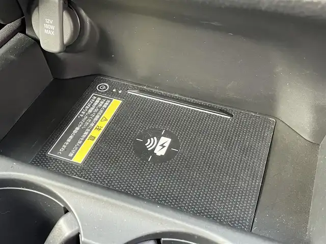 ホンダ ＺＲ－Ｖ ハイブリッド e:HEV Z 東京都 2024(令6)年 1万km プラチナホワイトパール ワンオーナー　/純正９型ナビ　/ＢＯＳＥ　/全周囲カメラ　/電動リアゲート　/レザーシート　/前席パワーシート　/シートヒーター　/ワイヤレス充電　/追従クルコン　/フルセグＴＶ　/前後ドラレコ　/ビルトイン２．０ＥＴＣ/BSＭ/パドルシフト