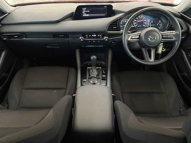 マツダ マツダ３セダン 15S ツーリング 新潟県 2021(令3)年 2.8万km ソウルレッドクリスタルM 純正SDナビ/CD/DVD/BT/フルセグテレビ/ミュージックサーバー/全方位カメラ/ETC/ドライブレコーダー/衝突被害軽減ブレーキ/レーンキープアシスト/レーダークルーズコントロール/ステアリングスイッチ/コーナーセンサー/スマートキー/プッシュスタート/LEDヘッドライト/オートライト/オートハイビーム/純正18インチアルミホイール/社外16インチAW冬タイヤ車載