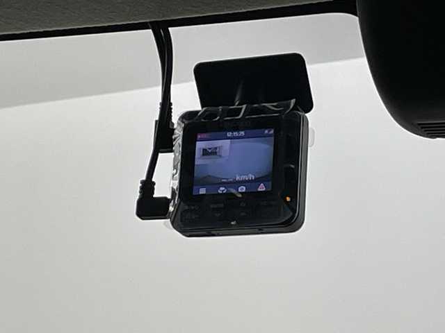 スズキ スペーシア カスタム HYBRID XS 愛知県 2020(令2)年 2.7万km ブルーイッシュブラックパール3 禁煙車/純正8インチナビ/（Bluetooth/フルセグTV/CD/DVD/USB)/バックカメラ/スズキセーフティサポート/・衝突軽減ブレーキ/・レーンキープアシスト/・パーキングセンサー/・レーダークルーズコントロール/ドライブレコーダー/ETC/シートヒーター/両側パワースライドドア/アイドリングストップ/純正15インチアルミホイール/スマートキー/プッシュスタート/ＬＥＤヘッドライト/フロントフォグランプ/フロアマット/電動格納ミラー/横滑り防止装置