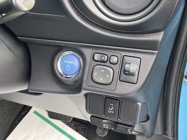 トヨタ アクア S 佐賀県 2014(平26)年 4.1万km クールソーダメタリック 純正ナビ/バックカメラ/フルセグTV/ETC/ステアリングリモコン/プッシュスタート/スマートキー