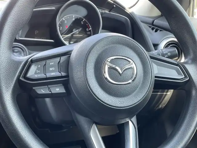 マツダ マツダ２ XD プロアクティブ 愛知県 2019(令1)年 8.6万km マシーングレープレミアムM (株)IDOMが運営する【じしゃロン名古屋鳴海店】の自社ローン専用車両になりますこちらは現金またはオートローンご利用時の価格です。自社ローンご希望の方は別途その旨お申付け下さい/スマートシティブレーキサポート/BSM/車線逸脱警報/ヘッドアップディスプレイ/純正SDナビ（Bluetooth/FM/AM/USB）/シートヒーター/アイドリングストップ/ETC
