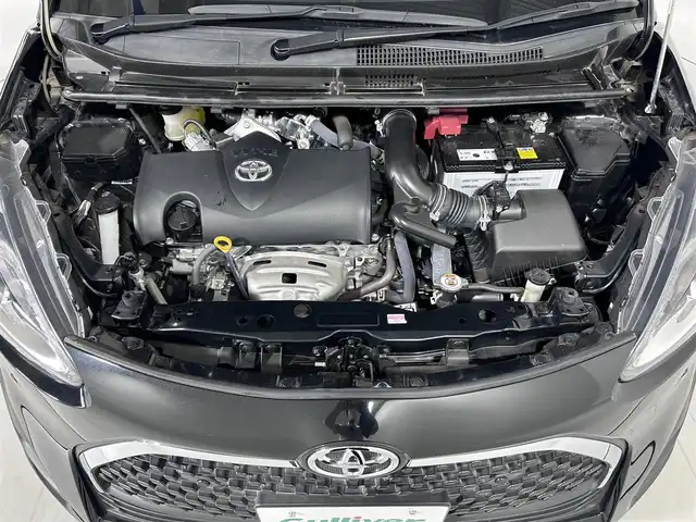 トヨタ シエンタ G クエロ 佐賀県 2021(令3)年 2.5万km ブラックマイカ 12.1インチ純正フリップダウンモニター(V12T-R68C)/衝突軽減ブレーキ/レーンキープアシスト/純正ナビ(NSZT-W68T)/CD/フルセグTV/Bluetooth/バックカメラ /ETC/両側パワースライドドア/ハーフレザーシート /前席シートベンチレーション/LEDライト/フォグライト /オートライト/オートハイビーム/スマートキー/スペアキー/ステアリングリモコン/ステアリングヒーター/電動格納ミラー/横滑り防止装置