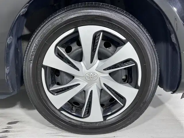 トヨタ シエンタ G クエロ 佐賀県 2021(令3)年 2.5万km ブラックマイカ 12.1インチ純正フリップダウンモニター(V12T-R68C)/衝突軽減ブレーキ/レーンキープアシスト/純正ナビ(NSZT-W68T)/CD/フルセグTV/Bluetooth/バックカメラ /ETC/両側パワースライドドア/ハーフレザーシート /前席シートベンチレーション/LEDライト/フォグライト /オートライト/オートハイビーム/スマートキー/スペアキー/ステアリングリモコン/ステアリングヒーター/電動格納ミラー/横滑り防止装置
