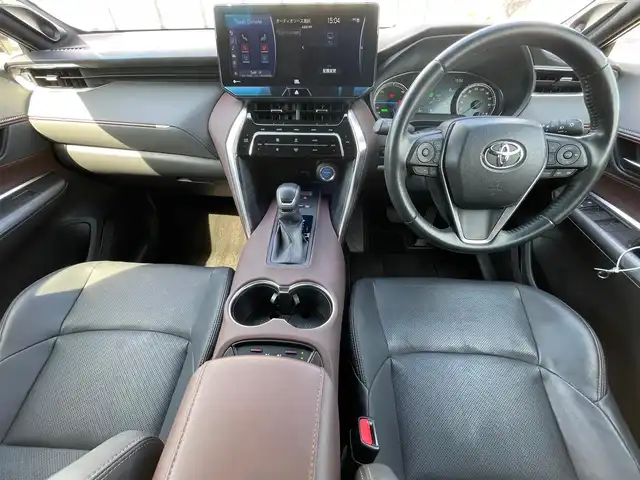 トヨタ ハリアー ハイブリッド Z レザーパッケージ 大阪府 2021(令3)年 3万km ブラック トヨタセーフティセンス/純正１２．３インチナビ/フルセグTV/Bluetooth/USB/パノラマビューモニター/モデリスタエアロ（フロント、サイド、リア）/モデリスタフロントＬＥＤ付き/   AVANT EMOTIONAL STYLE/ＪＢＬサウンド/クリアランスソナー/ブラインドスポットモニター/ヘッドアップディスプレイ　/デジタルインナーミラー/パワーシート(運転席メモリー付き）/電動リアゲート　/前席エアシートヒーター/ステアリングヒーター/アイドリングストップ/前後ドライブレコーダー/純正19インチアルミホイール/純正フロアマット/プッシュスタート/スマートキー/ビルトインETC2.0/　