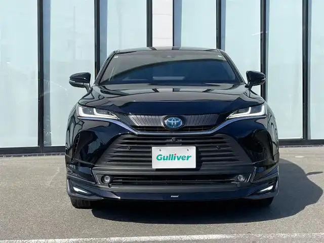 トヨタ ハリアー ハイブリッド Z レザーパッケージ 大阪府 2021(令3)年 3万km ブラック トヨタセーフティセンス/純正１２．３インチナビ/フルセグTV/Bluetooth/USB/パノラマビューモニター/モデリスタエアロ（フロント、サイド、リア）/モデリスタフロントＬＥＤ付き/   AVANT EMOTIONAL STYLE/ＪＢＬサウンド/クリアランスソナー/ブラインドスポットモニター/ヘッドアップディスプレイ　/デジタルインナーミラー/パワーシート(運転席メモリー付き）/電動リアゲート　/前席エアシートヒーター/ステアリングヒーター/アイドリングストップ/前後ドライブレコーダー/純正19インチアルミホイール/純正フロアマット/プッシュスタート/スマートキー/ビルトインETC2.0/　