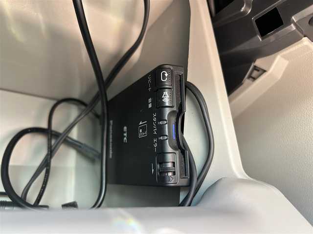 ダイハツ ムーヴ X リミテッド SAⅢ 愛媛県 2019(令1)年 6.5万km ホワイト プッシュスタート/社外ナビ（FM/AM/CD/BT）/バックカメラ/ETC/シートヒーター/純正アルミホイール/横滑り防止装置/オートライト/オートマチックハイビーム/コーナーセンサー/アイドリングストップ