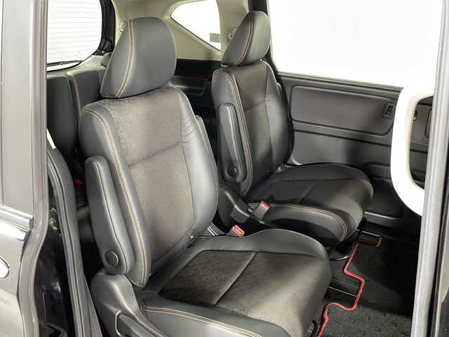 ホンダ フリード ハイブリット クロスター ホンダセンシング 広島県 2021(令3)年 3.6万km クリスタルブラックパール 禁煙車/カロッツェリアナビ/バックカメラ/レーダークルーズコントロール/両側パワースライドドア/ＥＴＣ/レーンキープアシスト/ステアリングスイッチ/衝突被害軽減システム/ＬＥＤヘッドライト/フォグ/オートライト/ＥＣＯＮ/純正15インチアルミホイール(185/65/R15)/エアバッグ(運転席/助手席)