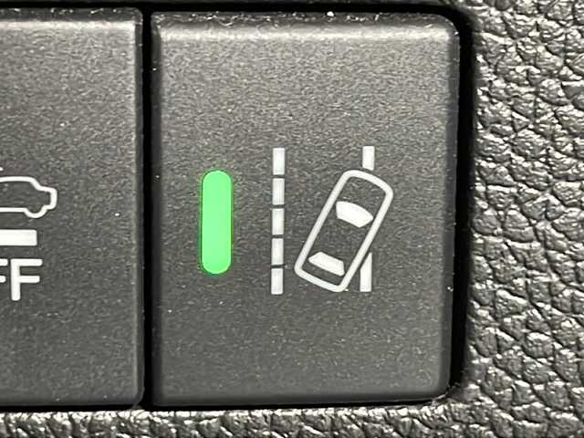 ホンダ フリード ハイブリット クロスター ホンダセンシング 広島県 2021(令3)年 3.6万km クリスタルブラックパール 禁煙車/カロッツェリアナビ/バックカメラ/レーダークルーズコントロール/両側パワースライドドア/ＥＴＣ/レーンキープアシスト/ステアリングスイッチ/衝突被害軽減システム/ＬＥＤヘッドライト/フォグ/オートライト/ＥＣＯＮ/純正15インチアルミホイール(185/65/R15)/エアバッグ(運転席/助手席)