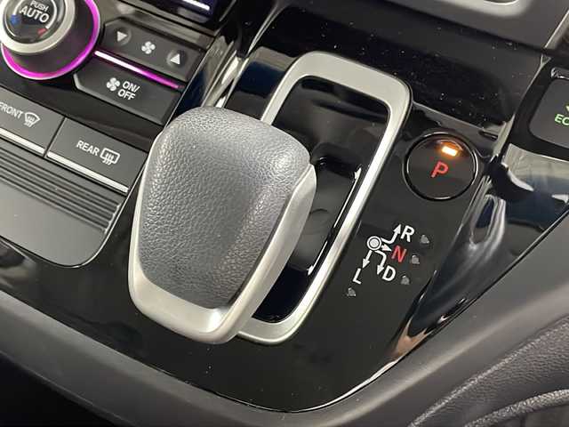 ホンダ フリード ハイブリット クロスター ホンダセンシング 広島県 2021(令3)年 3.6万km クリスタルブラックパール 禁煙車/カロッツェリアナビ/バックカメラ/レーダークルーズコントロール/両側パワースライドドア/ＥＴＣ/レーンキープアシスト/ステアリングスイッチ/衝突被害軽減システム/ＬＥＤヘッドライト/フォグ/オートライト/ＥＣＯＮ/純正15インチアルミホイール(185/65/R15)/エアバッグ(運転席/助手席)