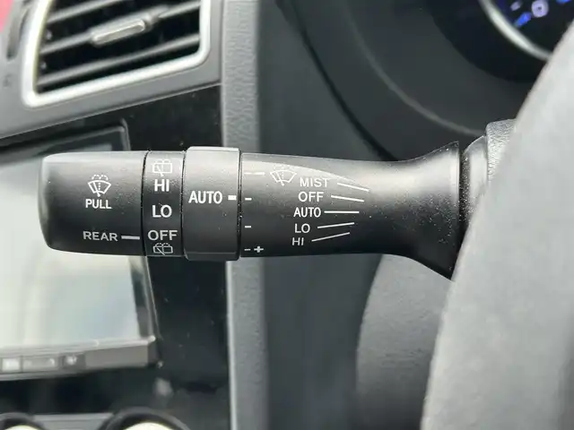 スバル インプレッサ ＸＶ ハイブリッド 愛媛県 2016(平28)年 7.1万km クォーツブルーP 登録時走行距離：70189Km/純正メモリナビ/AM/FM/DVD/CD/フルセグ/BT/4WD/ETC/AAC/ハーフレザーシート/D+Nパワーシート/追従クルーズコントロール/横滑り防止装置/盗難防止装置/レーンキープアシスト/衝突軽減システム/キセノンヘッドライト/オートライト/エンジンスタートボタン/スマートキー/純正フロアマット/純正アルミホイール