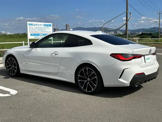 ＢＭＷ ４２０ｉ クーペ Mスポーツ 佐賀県 2022(令4)年 4.8万km アルピンホワイトⅢ /OPサンルーフ//OP19インチツインスポークブラック塗装アルミホイール//コンフォートパッケージ/・パワートランクリッド/・ストレージコンパートメントパッケージ/・パーキングアシストプラス//12.3インチマルチディスプレーメーターパネル//10.25インチワイドディスプレーHDDナビ//HiFiスピーカーシステム//フルセグTV/Bluetooth/USB//バックカメラ//純正前後ドライブレコーダー//後退アシスト//ブラックレザーシート//メモリー機能付きパワーシート//シートヒーター//パドルシフト//インテリジェントセーフティ//車線逸脱警告//ステアリングサポート//レーダークルーズコントロール//スマートキー//スペアキー//保証書//取扱説明書