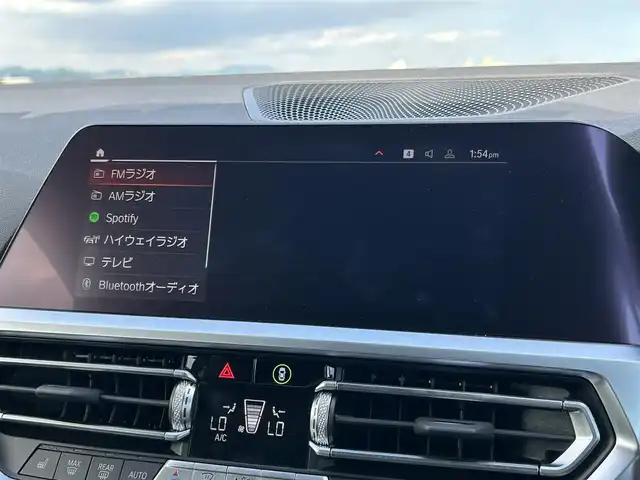 ＢＭＷ ４２０ｉ クーペ Mスポーツ 佐賀県 2022(令4)年 4.8万km アルピンホワイトⅢ /OPサンルーフ//OP19インチツインスポークブラック塗装アルミホイール//コンフォートパッケージ/・パワートランクリッド/・ストレージコンパートメントパッケージ/・パーキングアシストプラス//12.3インチマルチディスプレーメーターパネル//10.25インチワイドディスプレーHDDナビ//HiFiスピーカーシステム//フルセグTV/Bluetooth/USB//バックカメラ//純正前後ドライブレコーダー//後退アシスト//ブラックレザーシート//メモリー機能付きパワーシート//シートヒーター//パドルシフト//インテリジェントセーフティ//車線逸脱警告//ステアリングサポート//レーダークルーズコントロール//スマートキー//スペアキー//保証書//取扱説明書