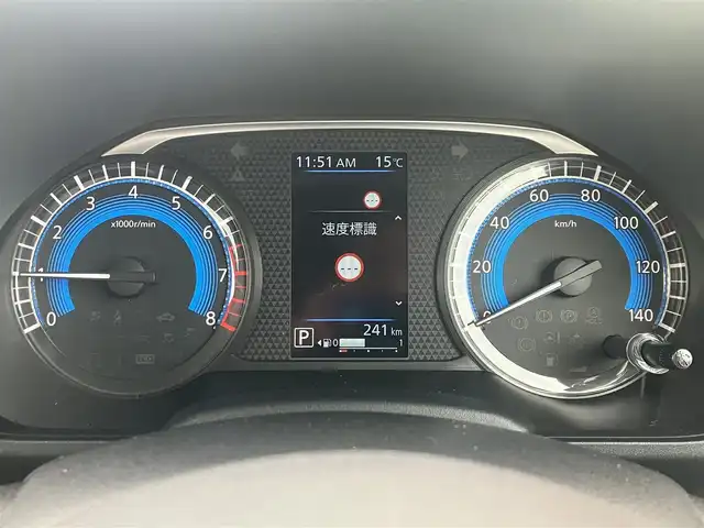 三菱 デリカミニ T プレミアム 道南・函館 2023(令5)年 0.1万km アメジストブラック/レッドM /2インチリフトアップ//社外ＳＤナビ//フルセグＴＶ//ドライブレコーダー//全周位カメラ//両側パワースライドドア//ルーフラック//デジタルインナーミラー//クルーズコントロール//レーンキープアシスト//コーナーセンサー//車線逸脱警報//オートライト//オートハイビーム//シートヒーター//合皮シートカバー//ETC//スマートキー