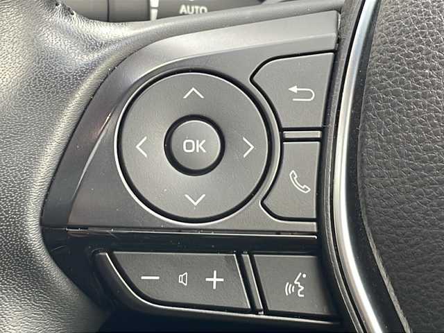 トヨタ クラウン ハイブリッド RS アドバンス 岐阜県 2019(令1)年 3万km ホワイトパールクリスタルシャイン 禁煙車/純正ナビ/AM/FM/CD/DVD/Miracast/フルセグTV/クルーズコントロール/レーンキープアシスト/パーキングセンサー/前後コーナーセンサー/衝突軽減ブレーキ/バックカメラ/ブラインドスポット/サンルーフ/シートヒーター/パワーシート/シートメモリー/ハーフレザーシート/純正アルミホイール/純正フロアマット/パドルシフト/ビルトインETC2.0/盗難防止/ドアバイザー/LEDヘッドライト/オートライト/オートハイビーム/オートエアコン/プッシュスタート/スマートキー