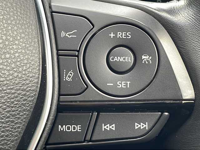 トヨタ クラウン ハイブリッド RS アドバンス 岐阜県 2019(令1)年 3万km ホワイトパールクリスタルシャイン 禁煙車/純正ナビ/AM/FM/CD/DVD/Miracast/フルセグTV/クルーズコントロール/レーンキープアシスト/パーキングセンサー/前後コーナーセンサー/衝突軽減ブレーキ/バックカメラ/ブラインドスポット/サンルーフ/シートヒーター/パワーシート/シートメモリー/ハーフレザーシート/純正アルミホイール/純正フロアマット/パドルシフト/ビルトインETC2.0/盗難防止/ドアバイザー/LEDヘッドライト/オートライト/オートハイビーム/オートエアコン/プッシュスタート/スマートキー