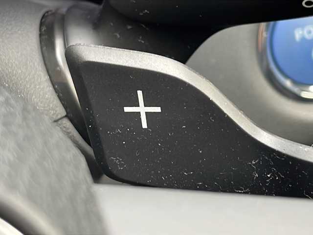 トヨタ クラウン ハイブリッド RS アドバンス 岐阜県 2019(令1)年 3万km ホワイトパールクリスタルシャイン 禁煙車/純正ナビ/AM/FM/CD/DVD/Miracast/フルセグTV/クルーズコントロール/レーンキープアシスト/パーキングセンサー/前後コーナーセンサー/衝突軽減ブレーキ/バックカメラ/ブラインドスポット/サンルーフ/シートヒーター/パワーシート/シートメモリー/ハーフレザーシート/純正アルミホイール/純正フロアマット/パドルシフト/ビルトインETC2.0/盗難防止/ドアバイザー/LEDヘッドライト/オートライト/オートハイビーム/オートエアコン/プッシュスタート/スマートキー