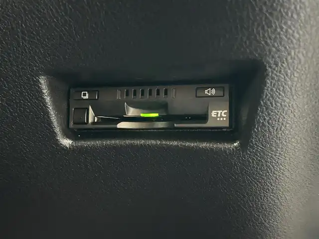 トヨタ シエンタ ファンベースG 岡山県 2019(平31)年 3.6万km パール 純正ナビ/全方位カメラ/モデリスタエアロ/両側電動スライドドア/純正アルミホイール/プッシュスタート/ドアバイザー/ＥＴＣ/ドライブレコーダー