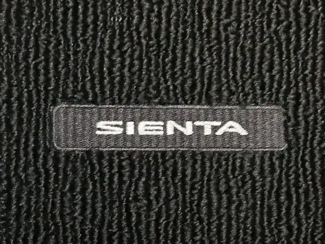 トヨタ シエンタ ファンベースG 岡山県 2019(平31)年 3.6万km パール 純正ナビ/全方位カメラ/モデリスタエアロ/両側電動スライドドア/純正アルミホイール/プッシュスタート/ドアバイザー/ＥＴＣ/ドライブレコーダー