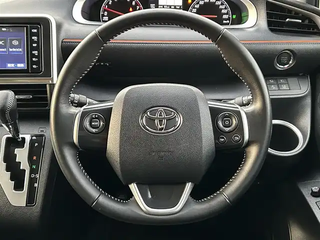 トヨタ シエンタ ファンベースG 岡山県 2019(平31)年 3.6万km パール 純正ナビ/全方位カメラ/モデリスタエアロ/両側電動スライドドア/純正アルミホイール/プッシュスタート/ドアバイザー/ＥＴＣ/ドライブレコーダー