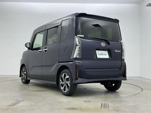 ダイハツ タント カスタム X 岡山県 2022(令4)年 2万km クールバイオレットクリスタルシャイン 純正９インチディスプレイオーディオ　/(Bluetooth/USB/Cayplay/フルセグTV/HDMI)/両側パワースライドドア　/バックカメラ　/シートヒーター(運転席/助手席)/ハーフレザー/衝突軽減ブレーキ　/ビルトインＥＴＣ　/ＬＥＤヘッドライト　　/ドライブレコーダー(前後)/コーナーセンサー(前後)/純正フロアマット/純正14インチアルミホイール/オートブレーキホールド
