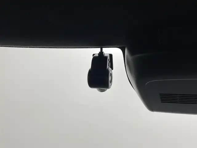 ダイハツ タント カスタム X 岡山県 2022(令4)年 2万km クールバイオレットクリスタルシャイン 純正９インチディスプレイオーディオ　/(Bluetooth/USB/Cayplay/フルセグTV/HDMI)/両側パワースライドドア　/バックカメラ　/シートヒーター(運転席/助手席)/ハーフレザー/衝突軽減ブレーキ　/ビルトインＥＴＣ　/ＬＥＤヘッドライト　　/ドライブレコーダー(前後)/コーナーセンサー(前後)/純正フロアマット/純正14インチアルミホイール/オートブレーキホールド