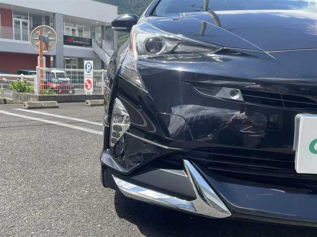トヨタ プリウス A プレミアム　ツーリングセレ 長崎県 2018(平30)年 8.2万km アティチュードブラックマイカ 純正SDナビ（フルセグ、CD/AM/FM/BTオーディオ）/バックカメラ/ステアリングリモコン/プッシュスタート/クルーズコントロール/横滑り防止装置/レーンキープアシスト/モデリスタエアロ/BBSホイール/D席パワーシート/ビルトインETC/シートヒーター（DN席）/オートライト/オートハイビーム/センターコンソール/取扱説明書/保証書