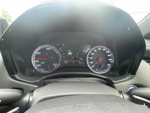 トヨタ クラウン ハイブリッド RS アドバンス 愛媛県 2019(令1)年 6.5万km ブラック プッシュスタート/純正メーカーナビ（AM/FM/DISC/SD/Bluetooth/フルセグTV）/バックカメラ/ETC２．０/クルーズコントロール/パワーシート/ハーフレザーシート/純正アルミホイール/オートライト/オートマチックハイビーム/横滑り防止装置/レーンキープアシスト/コーナーセンサー