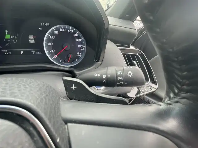 トヨタ クラウン ハイブリッド RS アドバンス 愛媛県 2019(令1)年 6.5万km ブラック プッシュスタート/純正メーカーナビ（AM/FM/DISC/SD/Bluetooth/フルセグTV）/バックカメラ/ETC２．０/クルーズコントロール/パワーシート/ハーフレザーシート/純正アルミホイール/オートライト/オートマチックハイビーム/横滑り防止装置/レーンキープアシスト/コーナーセンサー