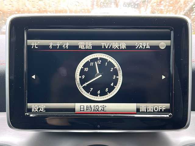 メルセデス・ベンツ ＣＬＡ１８０ AMGライン 愛知県 2014(平26)年 3.6万km カルサイトホワイト //禁煙車//パノラミックスライディングルーフ//メーカーHDDナビ//フルセグTV//Bluetooth//CD//ETC//クルーズコントロール//ESP（横滑り防止）//パークトロニック（コーナーセンサー）//アテンションアシスト//車間距離警告//電動パーキング//D/N席パワーシート（メモリ付き）//D/N席シートヒーター//黒レザーシート//電格ミラーウィンカー//AMG5ツインスポークホイール//AMGフロアマット//バイキセノンオートヘッドライト//ISOFIX//ステアリングスイッチ//取扱説明書//保証書