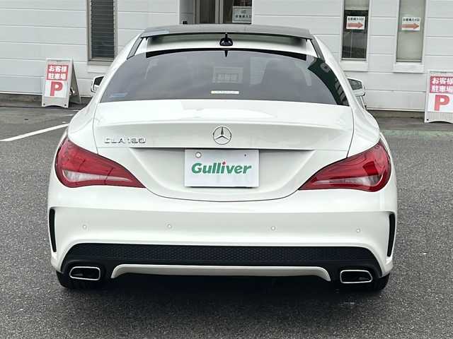 メルセデス・ベンツ ＣＬＡ１８０ AMGライン 愛知県 2014(平26)年 3.6万km カルサイトホワイト /禁煙車/正規ディーラー車//パノラミックスライディングルーフ//メーカーHDDナビ・フルセグTV//ETC/クルーズコントロール//ESP（横滑り防止装置）//パークトロニック//コーナーセンサー//アテンションアシスト//車間距離警告//D/N席パワーシート（メモリ付き）//D/N席シートヒーター//黒レザーDINAMICAシート//電動格納ミラーウィンカー//AMG5ツインスポークホイール//AMGフロアマット//キセノンオートライト//ステアリングスイッチ//取扱説明書/新車保証書