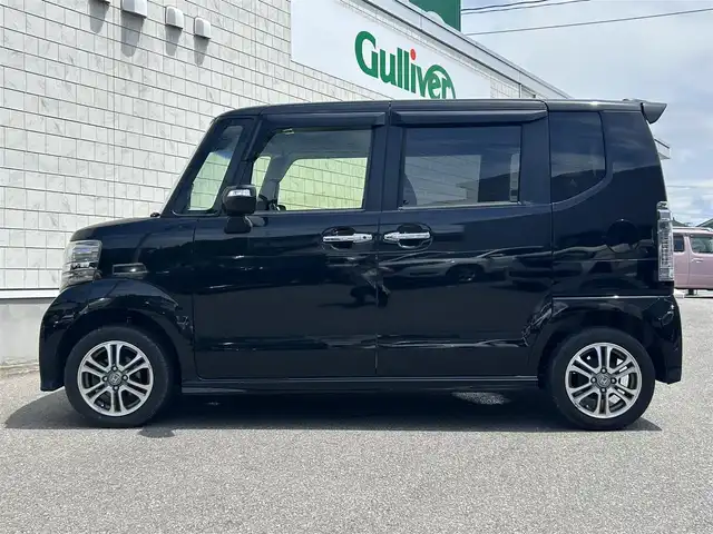 ホンダ Ｎ ＢＯＸ カスタム SSパッケージ 山形県 2015(平27)年 7.3万km スマートブラック ４WD/純正メモリーナビ/フルセグTV/FM/AM/iPod/DVD/Bluetooth/バックカメラ/横滑り防止装置/シートヒーター/両側パワースライド/デイズチャージライト/フォグランプ/AUTOライト/純正バイザ/純正マット/リモコンキー/ダブルエアバック