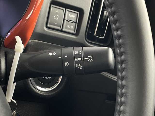 スズキ ハスラー HYBRID X 愛知県 2020(令2)年 5.9万km バーミリオンオレンジ/ガンメタリック2トーン 8インチナビ/（AM/FM/フルセグ/BT/CD/DVD）/バックカメラ/スズキセーフティサポート/・衝突軽減ブレーキ/・クリアランスソナー/・レーンキープアシスト/前方ドライブレコーダー/ETC/シートヒーター/純正15インチアルミホイール/スマートキー/スペアキー有/LEDヘッドライト/フロントフォグライト/革巻きステアリング/ドアバイザー/電動格納ミラー/横滑り防止装置
