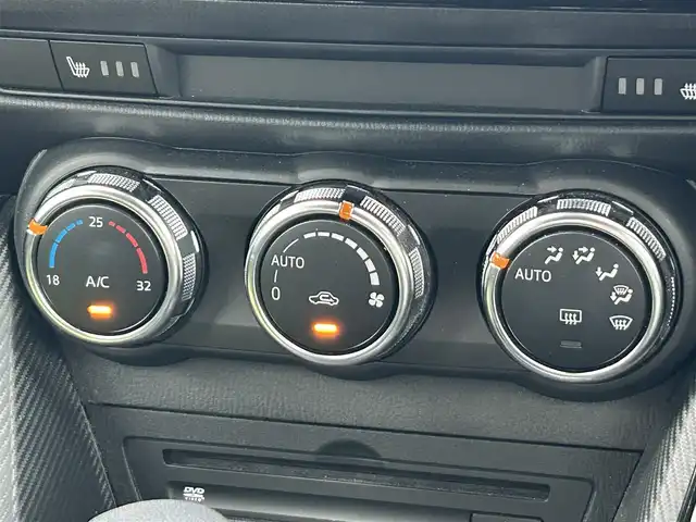 マツダ マツダ２ 15S プロアクティブ スマートED 奈良県 2020(令2)年 1.8万km ディープクリスタルブルーマイカ ワンオーナー/純正ナビ/（フルセグ／ＢＴ／ＣＤ／ＤＶＤ）/レーダークルーズコントロール/全方位モニター/前後コーナーセンサー/衝突軽減システム/レーンキープアシスト/前席シートヒーター/アイドリングストップ/オートライト/ＥＴＣ/純正ホイールキャップ/保証書/スペアキーX1