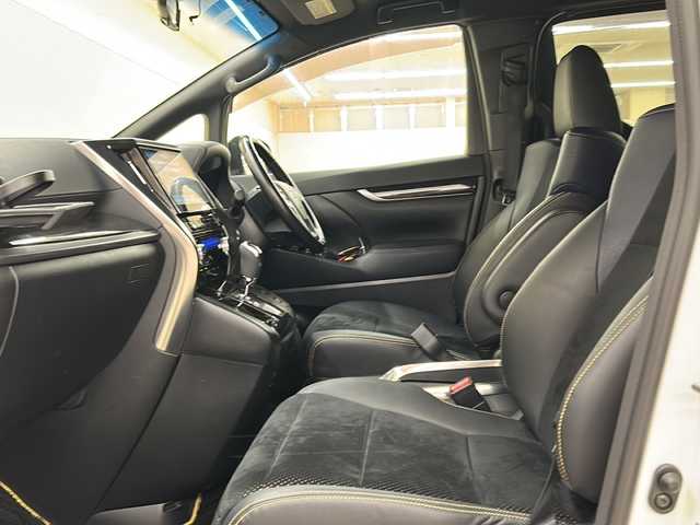 トヨタ ヴェルファイア 2.5Z Aエディデョン ゴールデンアイズ 道央・札幌 2016(平28)年 6.2万km ホワイトパールクリスタルシャイン /4WD//寒冷地仕様//LEDヘッドランプ//オートライト//ワンオーナー//純正メモリナビ//純正フルセグテレビ//純正フロアマット//バックカメラ//アイドリングストップ//フリップダウンモニター//クルーズコントロール//ドアバイザー//プッシュスタート//両側パワースライドドア//パワーバックドア//ETC